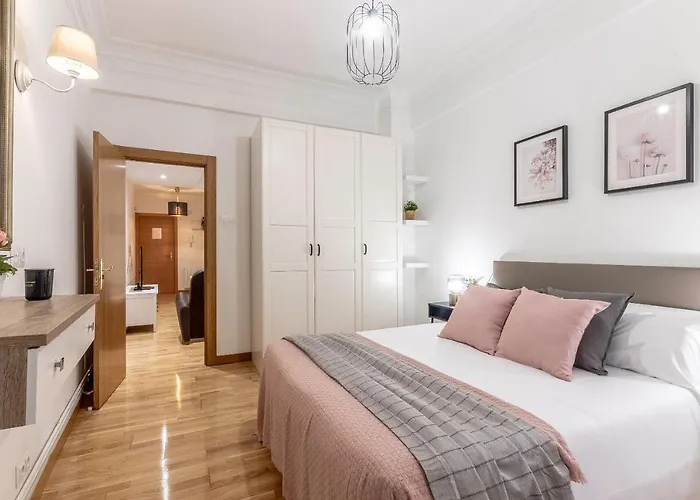 Espacioso Y Acogedor En El Centro Azkuna Бильбао