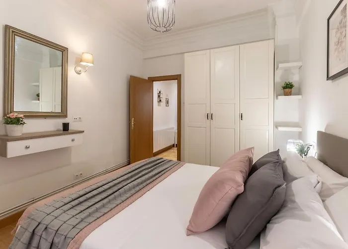 Espacioso Y Acogedor En El Centro Azkuna Bilbao